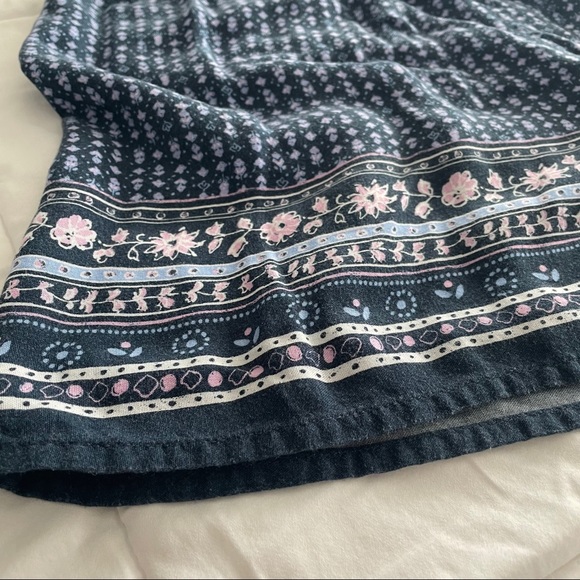 Abercrombie & Fitch Lightweight Floral Skirt - Picture 2 of 4